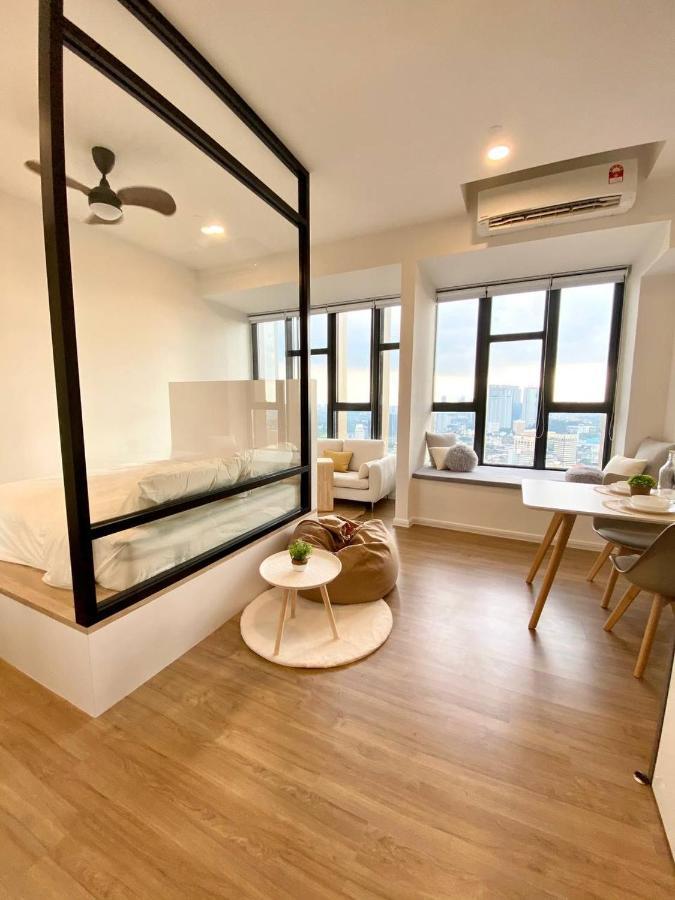 Klcc Ceylonz Suites, By Twofive